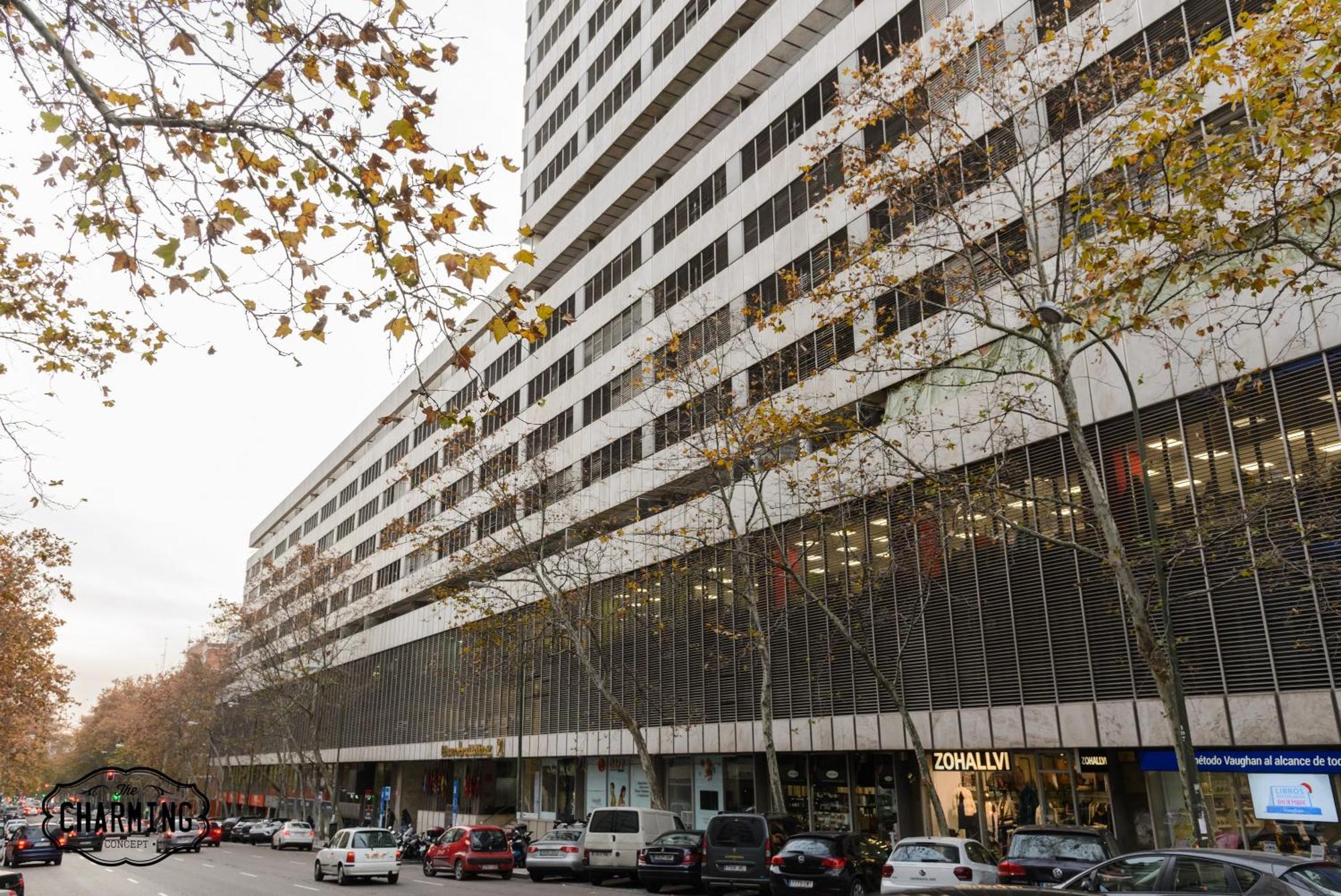 Charming Eurobuilding 2 Terrace Exclusive - Plaza De Parking Apartment Madrid Exterior photo